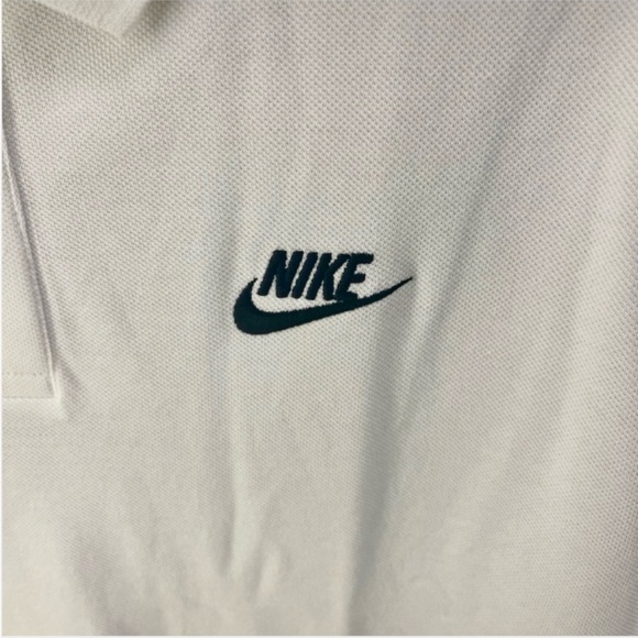 NWT Nike Polo - Picture 2 of 3
